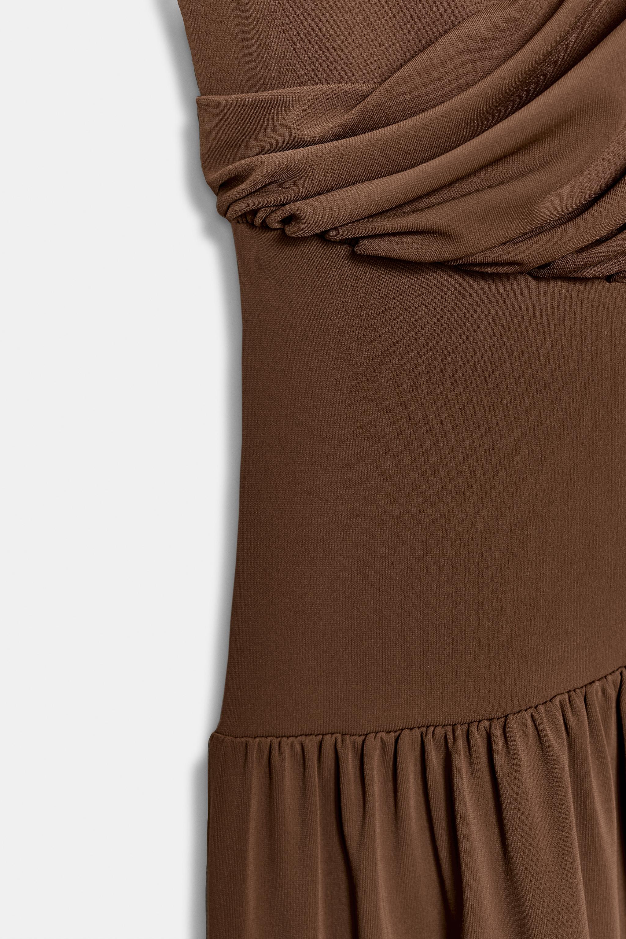 ROBE LONGUE AVEC CEINTURE LATÉRALE